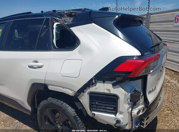 JTMEWRFV4KD509774 2019 TOYOTA RAV4 Белый Вид спереди