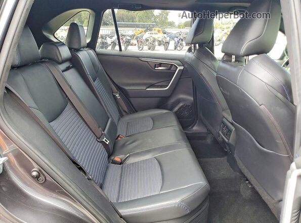 JTMEWRFVXLJ047532 2020 TOYOTA RAV4 Gray Սալոնի հետևի տեսք