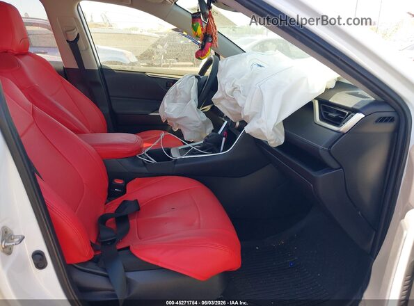 JTMF1RFV7PD096873 2023 TOYOTA RAV4 White Вид салону спереду