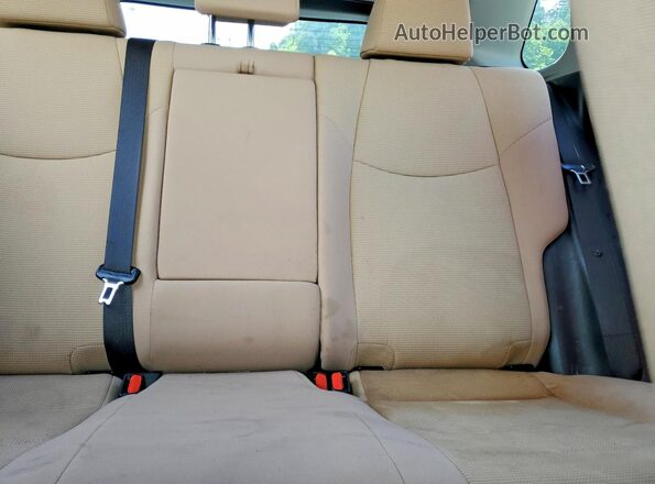 JTMH1RFV1KD503720 2019 TOYOTA RAV4 White Widok tylnych siedzeń