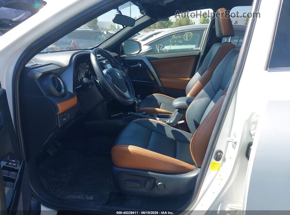 JTMJFREV2GJ072267 2016 TOYOTA RAV4 White 