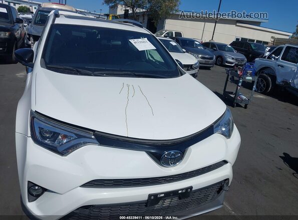 JTMJFREV2GJ072267 2016 TOYOTA RAV4 White 