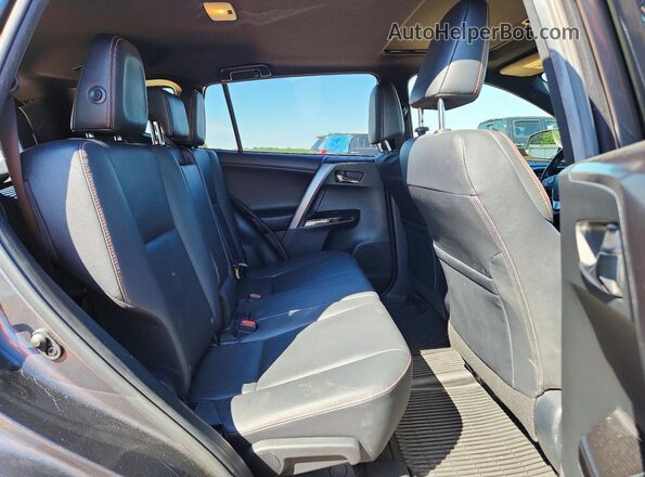 JTMJFREV3JJ216917 2018 TOYOTA RAV4 Gray Widok wnętrza z tyłu