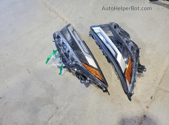JTMLWRFV3SD310433 2025 TOYOTA RAV4 Белый Вид наклейки с VIN-кодом