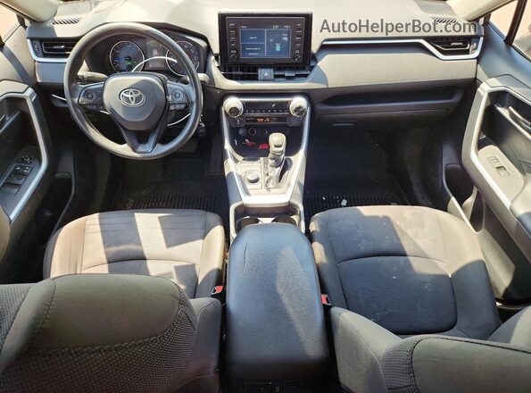JTMMWRFV6KD016772 2019 TOYOTA RAV4 White Вид панелі приладів