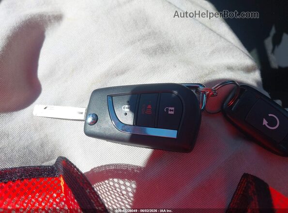 JTMMWRFV7SD326915 2025 TOYOTA RAV4 Black Вид панелі приладів
