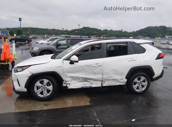 JTMMWRFVXKD009095 2019 TOYOTA RAV4 HYBRID Белый Вид спереди