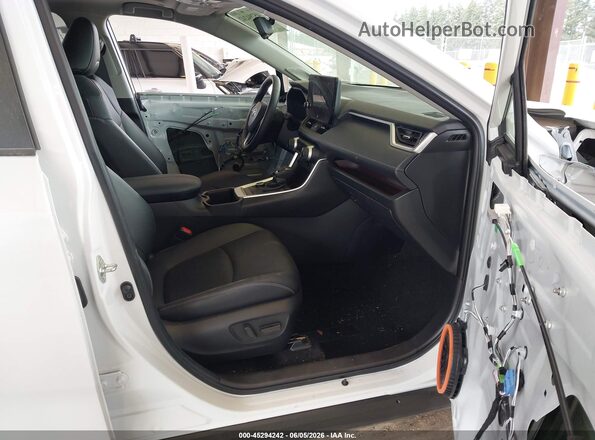 JTMN1RFV3SJ043092 2025 TOYOTA RAV4 White 