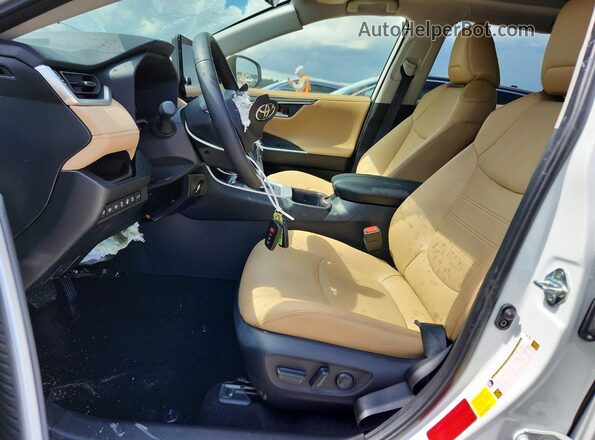 JTMN1RFV5SJ045250 2025 TOYOTA RAV4 White 