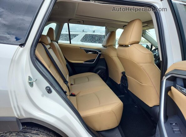 JTMN1RFV5SJ045250 2025 TOYOTA RAV4 White 