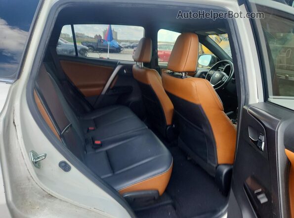 JTMNFREV4JJ164814 2018 TOYOTA RAV4 White Widok tylnych siedzeń