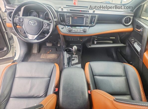JTMNFREV4JJ164814 2018 TOYOTA RAV4 White Widok deski rozdzielczej