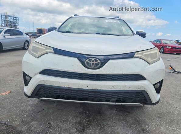 JTMNFREV4JJ164814 2018 TOYOTA RAV4 White Widok z przodu