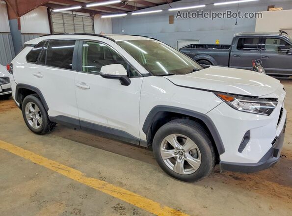 JTMP1RFV2KJ002977 2019 TOYOTA RAV4 Белый Передняя правая четверть