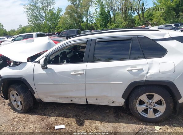 JTMP1RFV3KD002730 2019 TOYOTA RAV4 White 