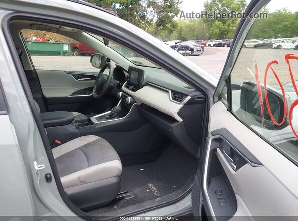 JTMP1RFV7KD522980 2019 TOYOTA RAV4 Gray Front interior view