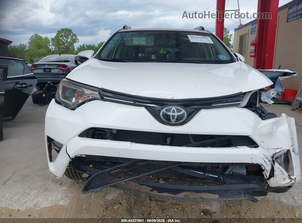 JTMRFREV0HJ113628 2017 TOYOTA RAV4 White 