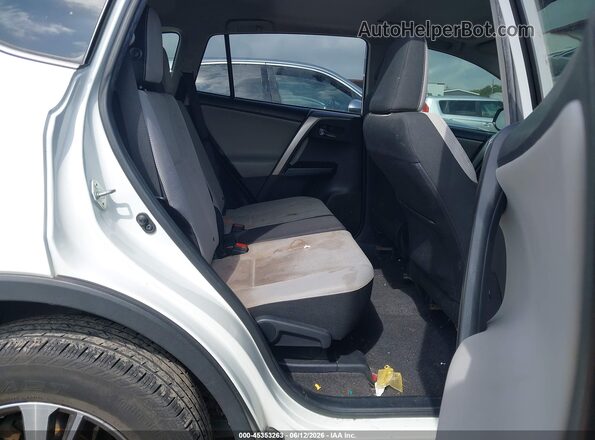 JTMRFREV0JJ746247 2018 TOYOTA RAV4 White VIN sticker view