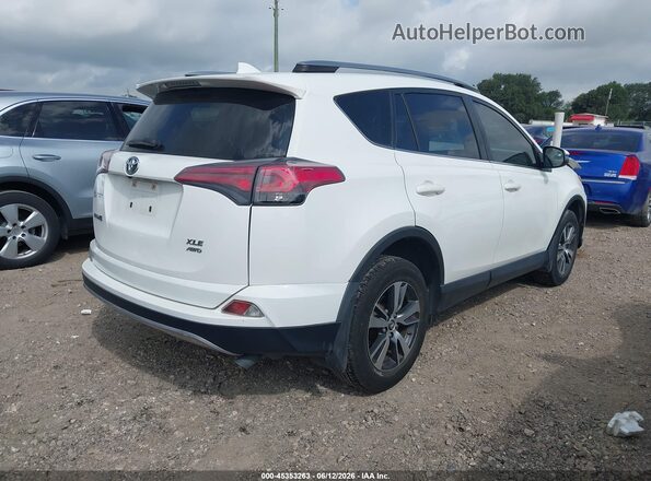 JTMRFREV0JJ746247 2018 TOYOTA RAV4 White Rear right