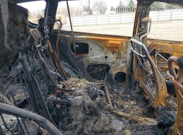 JTMRFREV1HD202414 2017 TOYOTA RAV4 Серый Вид задней части салона
