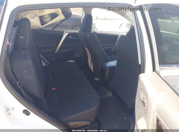 JTMRFREV1HJ108129 2017 TOYOTA RAV4 White VIN კოდის სტიკერის ხედი