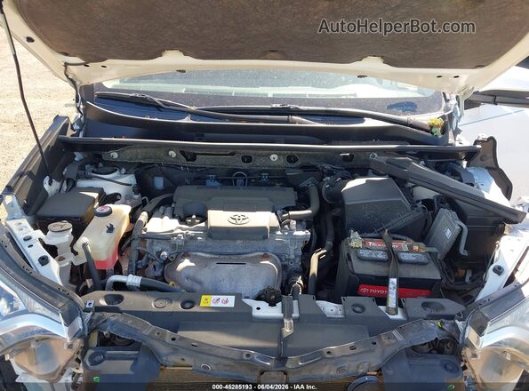 JTMRFREV1HJ108129 2017 TOYOTA RAV4 White უკანა ხედი