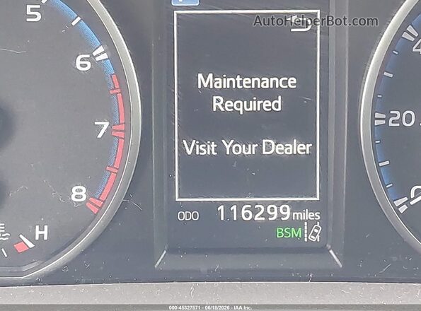 JTMRFREV1JJ248395 2018 TOYOTA RAV4 Silver 