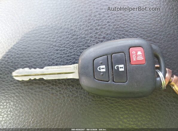 JTMRFREV2HD201501 2017 TOYOTA RAV4 Gray Առջևի վահանակի տեսք