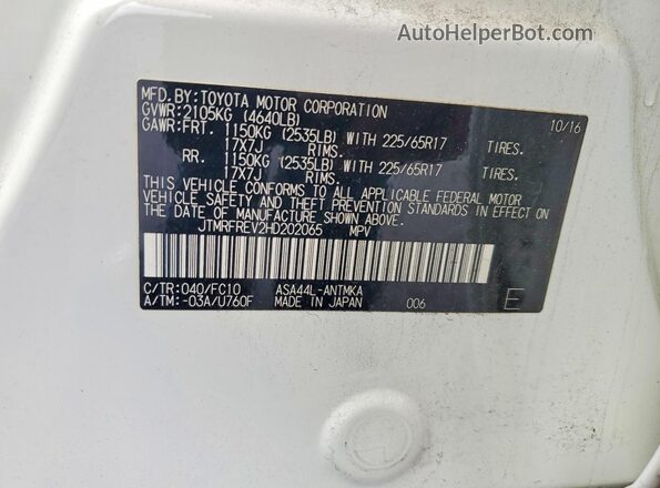 JTMRFREV2HD202065 2017 TOYOTA RAV4 White Widok naklejki z numerem VIN