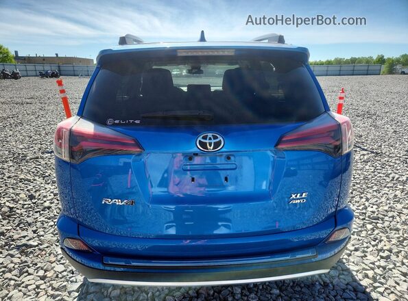 JTMRFREV4HJ141335 2017 TOYOTA RAV4 Blue Հետևի տեսք