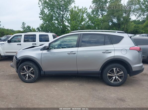 JTMRFREV4JJ216749 2018 TOYOTA RAV4 Серебряный Панорамный вид салона 360°