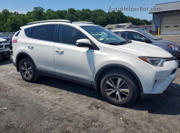 JTMRFREV5JD256997 2018 TOYOTA RAV4 White Delantero derecho