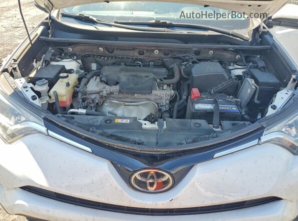 JTMRFREV5JD256997 2018 TOYOTA RAV4 White Vista del compartimento del motor