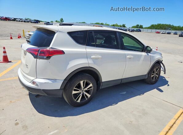JTMRFREV5JJ718041 2018 TOYOTA RAV White 