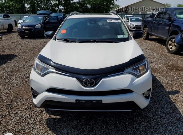 JTMRFREV6JJ721384 2018 TOYOTA RAV4 White 