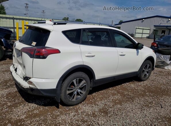 JTMRFREV6JJ721384 2018 TOYOTA RAV4 White 