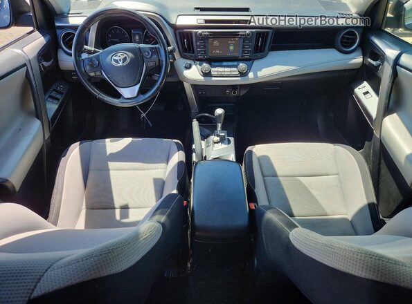 JTMRFREV6JJ725323 2018 TOYOTA RAV4 Blue წინა პანელის ხედი