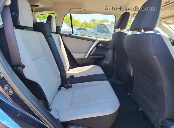 JTMRFREV6JJ725323 2018 TOYOTA RAV4 Blue უკანა სალონის ხედი