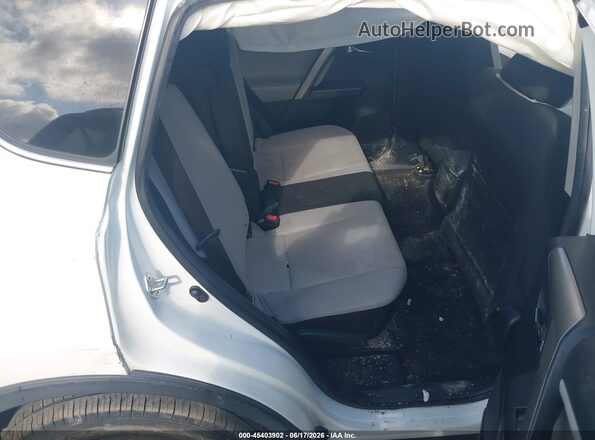 JTMRFREV7HJ121709 2017 TOYOTA RAV4 White VIN կոդի պիտակի տեսք
