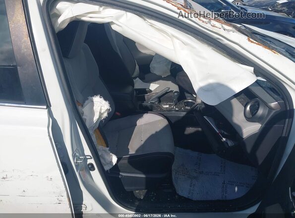 JTMRFREV7HJ121709 2017 TOYOTA RAV4 White Սալոնի դիմացի տեսք