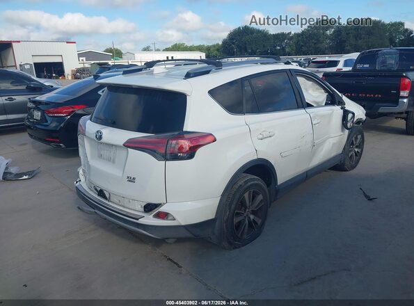 JTMRFREV7HJ121709 2017 TOYOTA RAV4 White Հետևի աջ