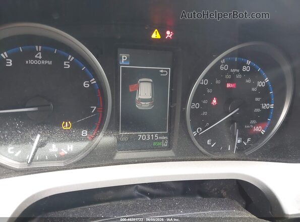 JTMRFREV7HJ168156 2017 TOYOTA RAV4 Blue უკანა სავარძლების ხედი