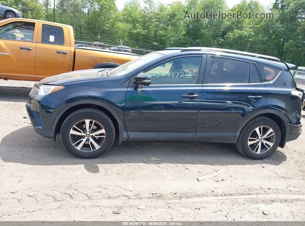JTMRFREV7HJ168156 2017 TOYOTA RAV4 Blue უკანა სალონის ხედი