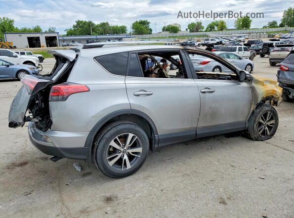JTMRFREV7JJ193838 2018 TOYOTA RAV4 Silver Rear right