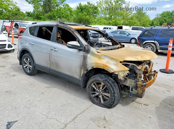JTMRFREV7JJ193838 2018 TOYOTA RAV4 Silver Front right