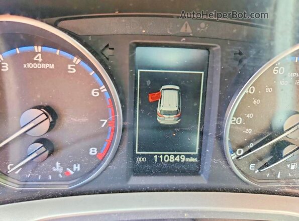 JTMRFREV7JJ199588 2018 TOYOTA RAV4 Silver Սարքավորումների վահանակի տեսք