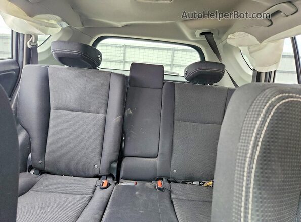JTMRFREV7JJ199588 2018 TOYOTA RAV4 Silver Հետևի նստատեղերի տեսք