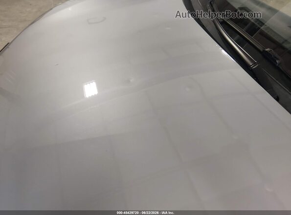 JTMRFREV9JD257828 2018 TOYOTA RAV4 Silver წინა ხედი