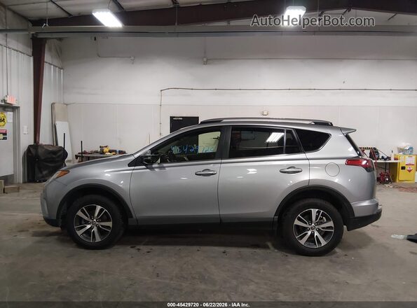 JTMRFREV9JD257828 2018 TOYOTA RAV4 Silver სალონის 360-გრადუსიანი ხედი