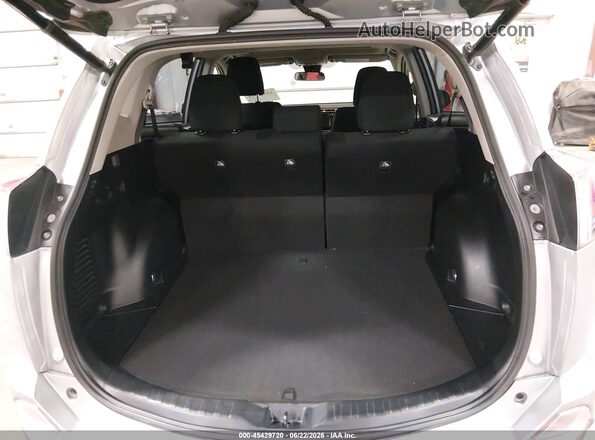 JTMRFREV9JD257828 2018 TOYOTA RAV4 Silver 